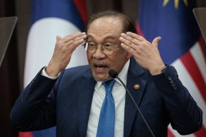 Китай настоява САЩ да отменят едностранните мита