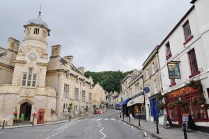 Labour urged to cancel business rates surcharge 