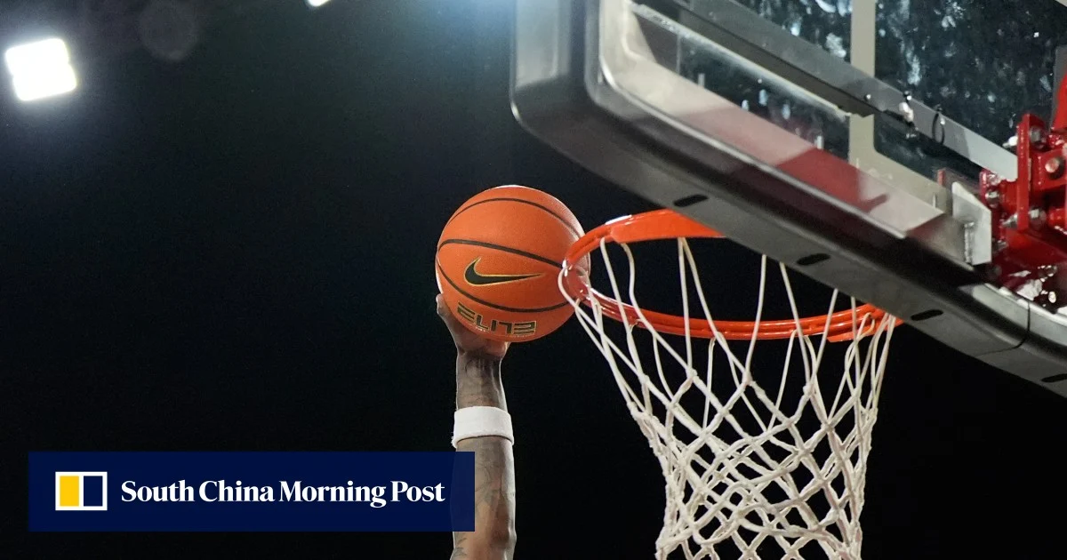 Пазарът на акции A се коригира на фона на волатилността на суровините