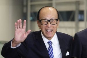 Хонконгската фондация Li Ka Shing подарява 5000 билета за Дисниленд на домашни помощници