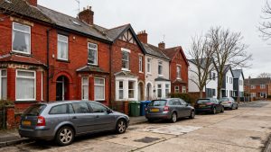 UK housing stock valued at £9.18trn as growth slows